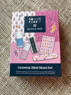 Roller Rabbit Getaway Mini Mani Set - Pink, Blue, Green